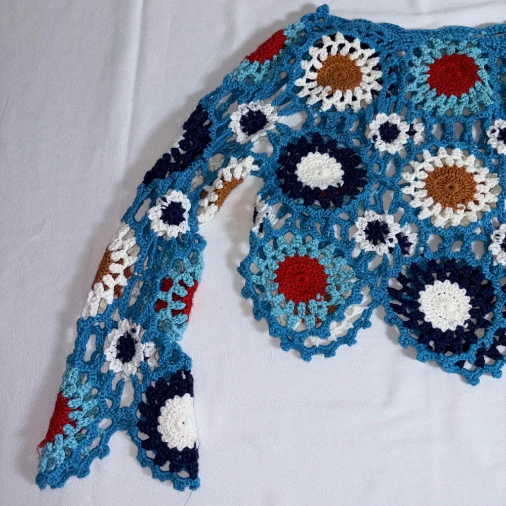 Unbranded Crochet Granny Square Top Small Blue Excellent Boho Floral Cropped